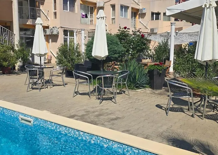 Apartahotel Vanilla Garden 3*