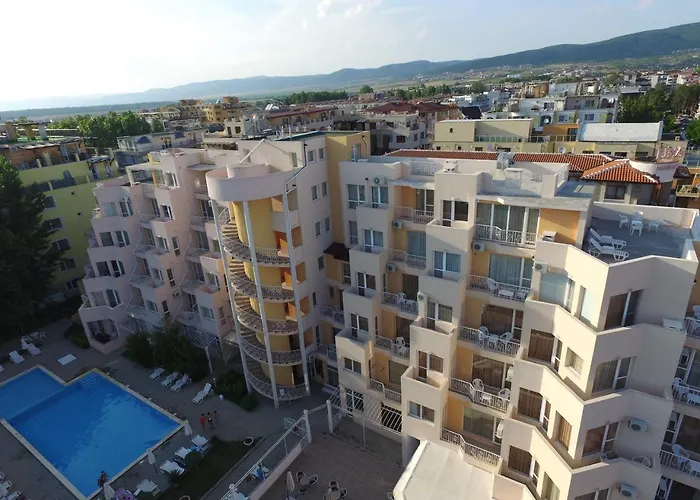 Apartahotel Vanilla Garden 3*