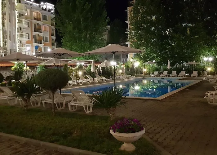 Vanilla Garden Apartahotel 3*