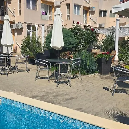 Apartmanhotel Vanilla Garden 3*