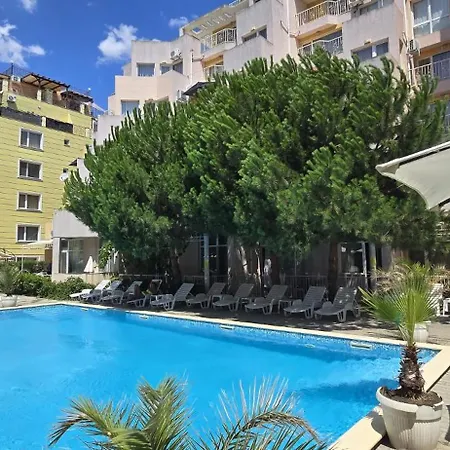 Apartmanhotel Vanilla Garden 3*
