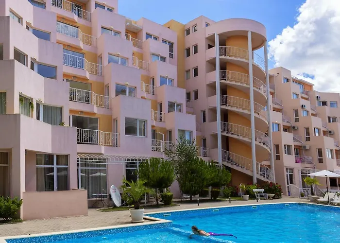 Vanilla Garden Aparthotel 3*