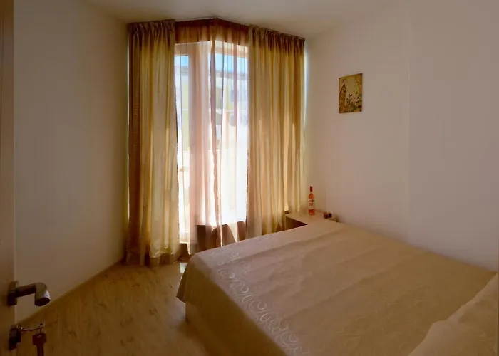 아파트호텔 Vanilla Garden 3*